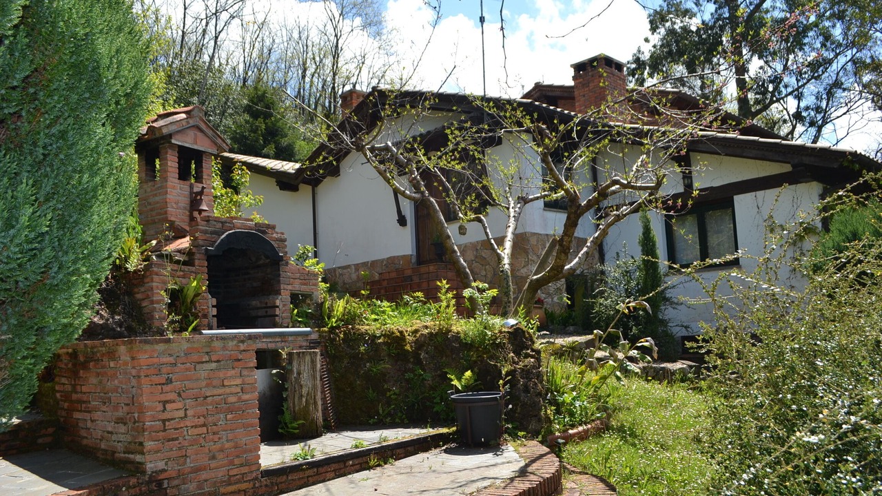 Photo of Outdoor in Udias