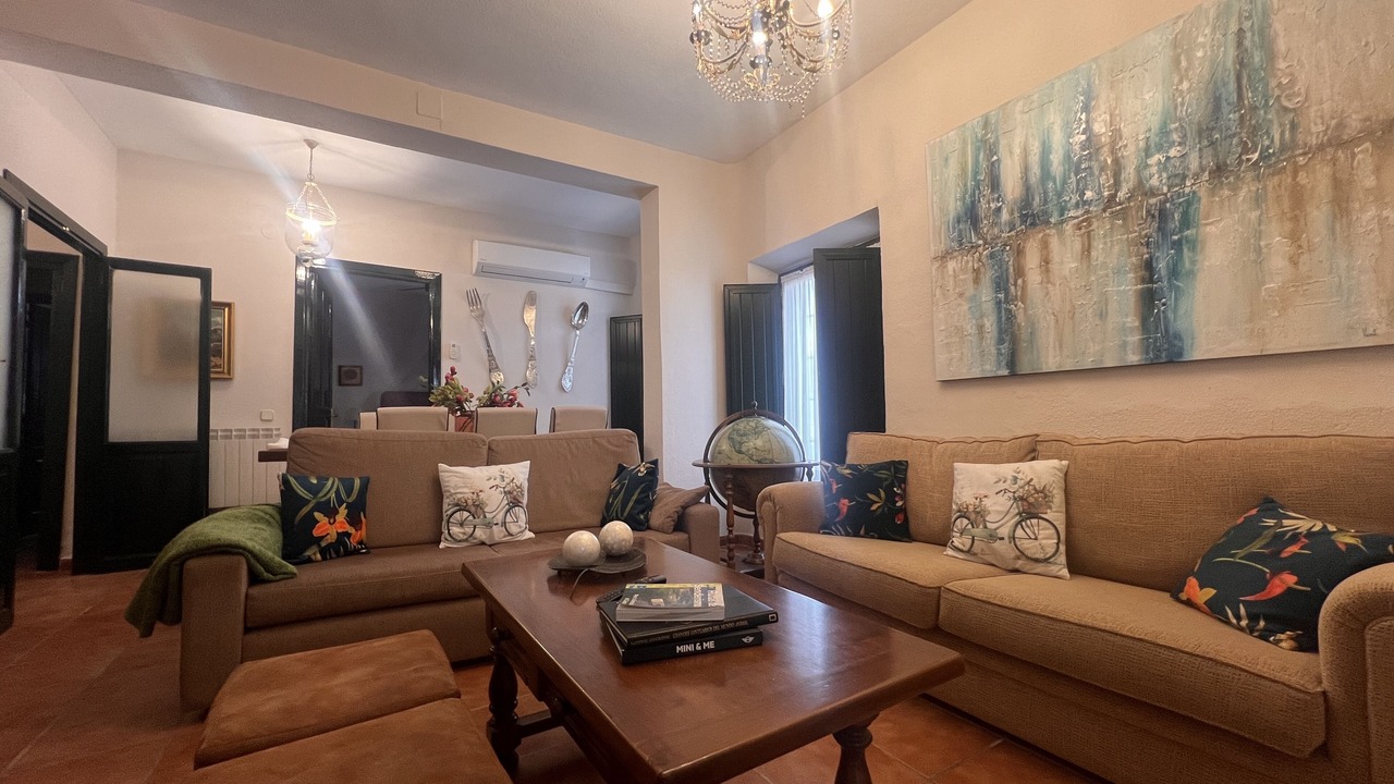 Photo of Livingroom in Ucles