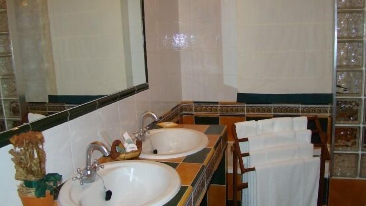 Photo of Bathroom in Herrera de Alcantara