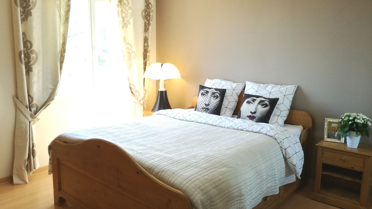 Photo of Bedroom in Ensues-la-Redonne
