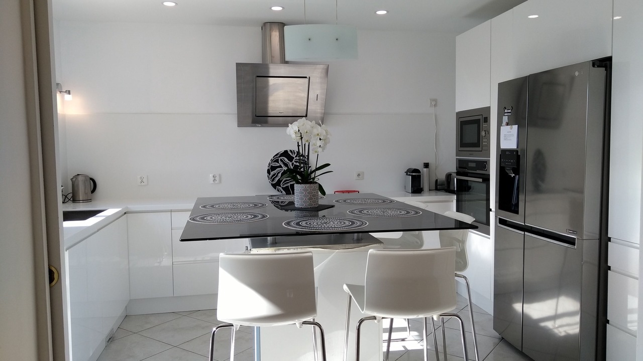 Photo of Kitchen in Ensues-la-Redonne