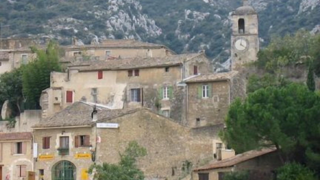 Photo of Outdoor in Maubec