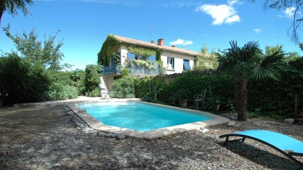 Photo of Outdoor in Maubec