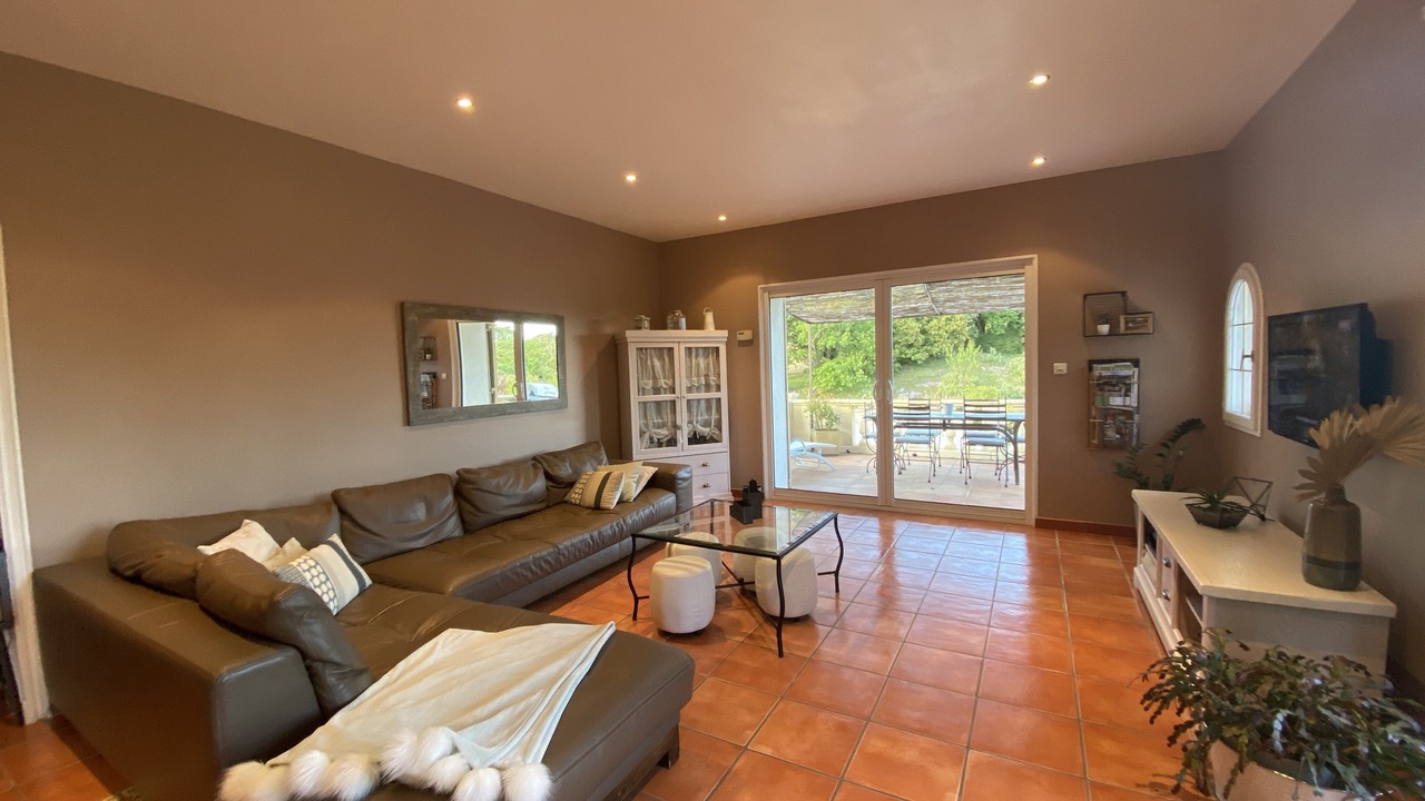 Photo of Livingroom in Puyloubier
