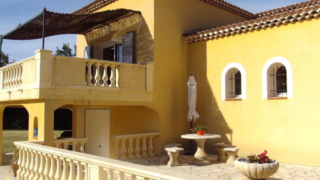 Photo of Outdoor in Puyloubier