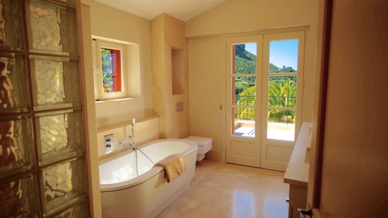 Photo of Bathroom in Cassis