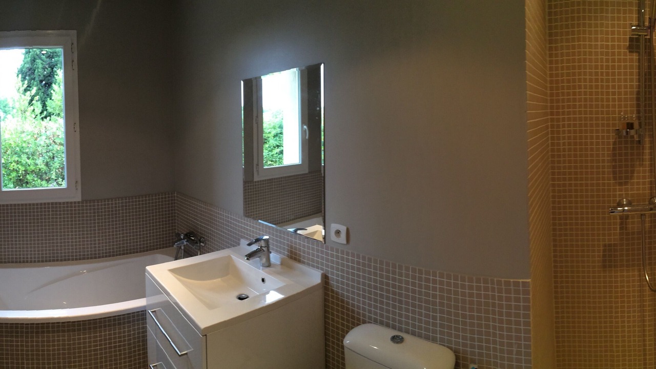 Photo of Bathroom in Arpaillargues-et-Aureillac