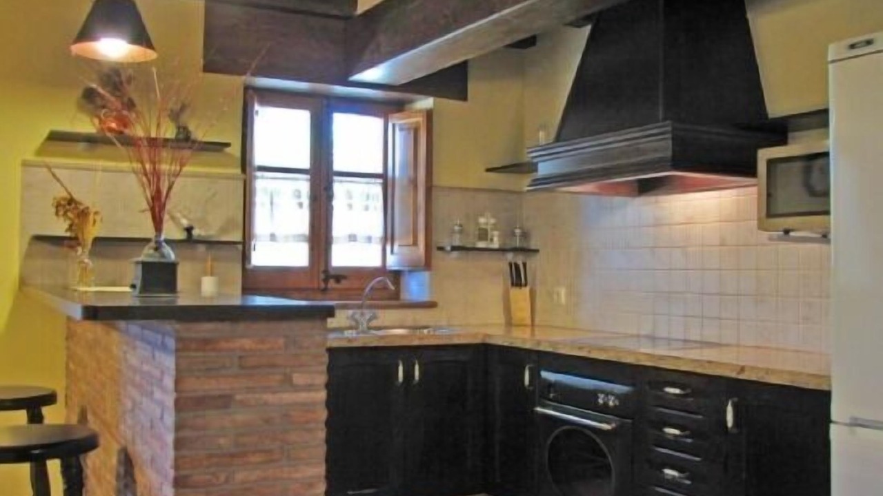 Photo of Kitchen in Lladurs