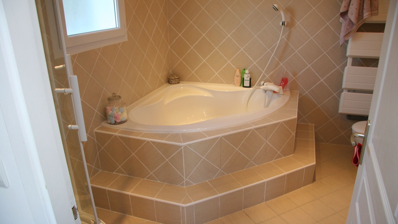 Photo of Bathroom in Nyons