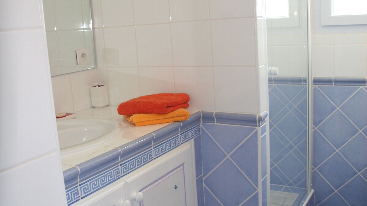 Photo of Bathroom in Nyons