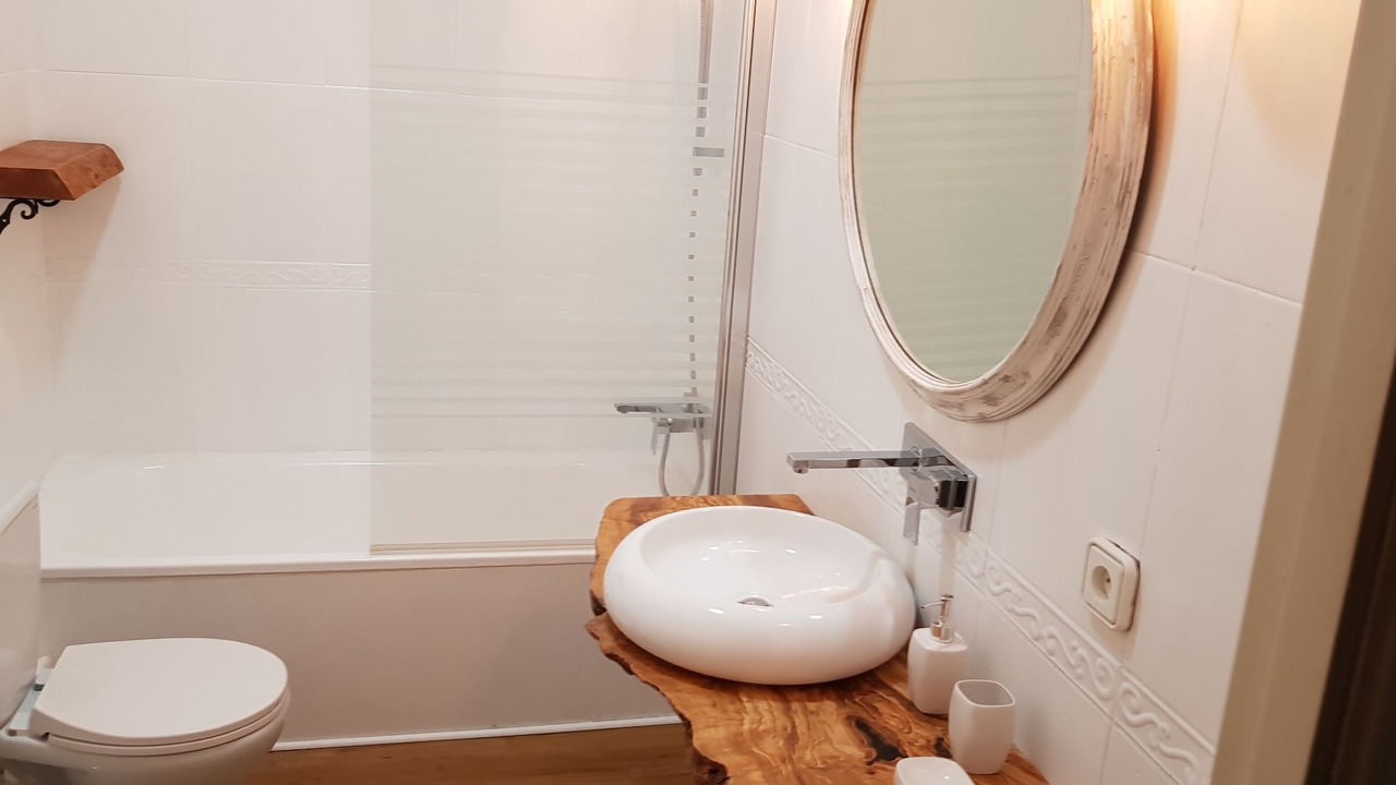 Photo of Bathroom in Morvedre