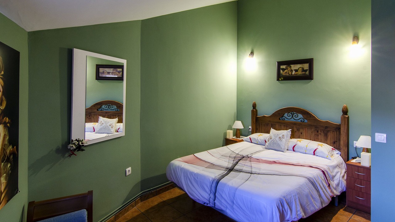 Photo of Bedroom in San Martin de Trevejo