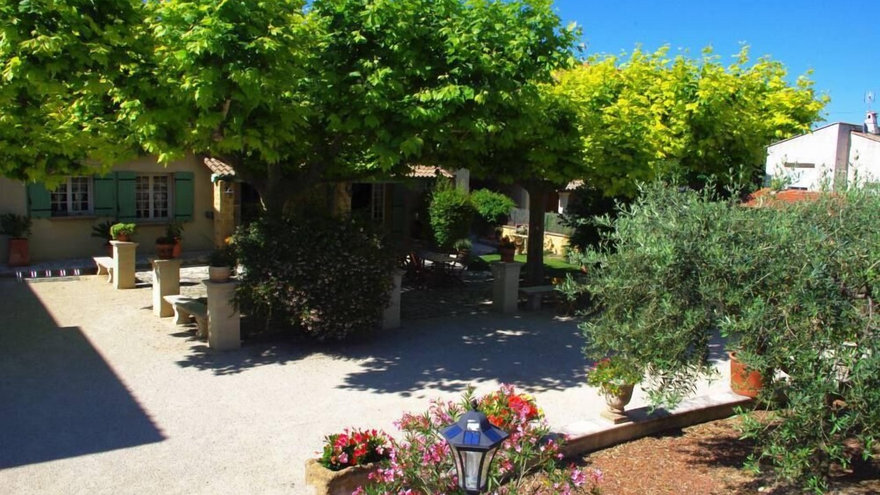 Photo of Outdoor in Saint-Saturnin-les-Avignon