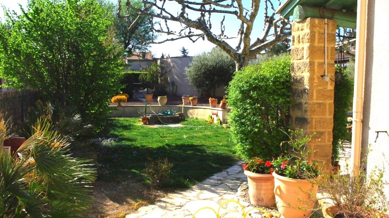 Photo of Outdoor in Saint-Saturnin-les-Avignon