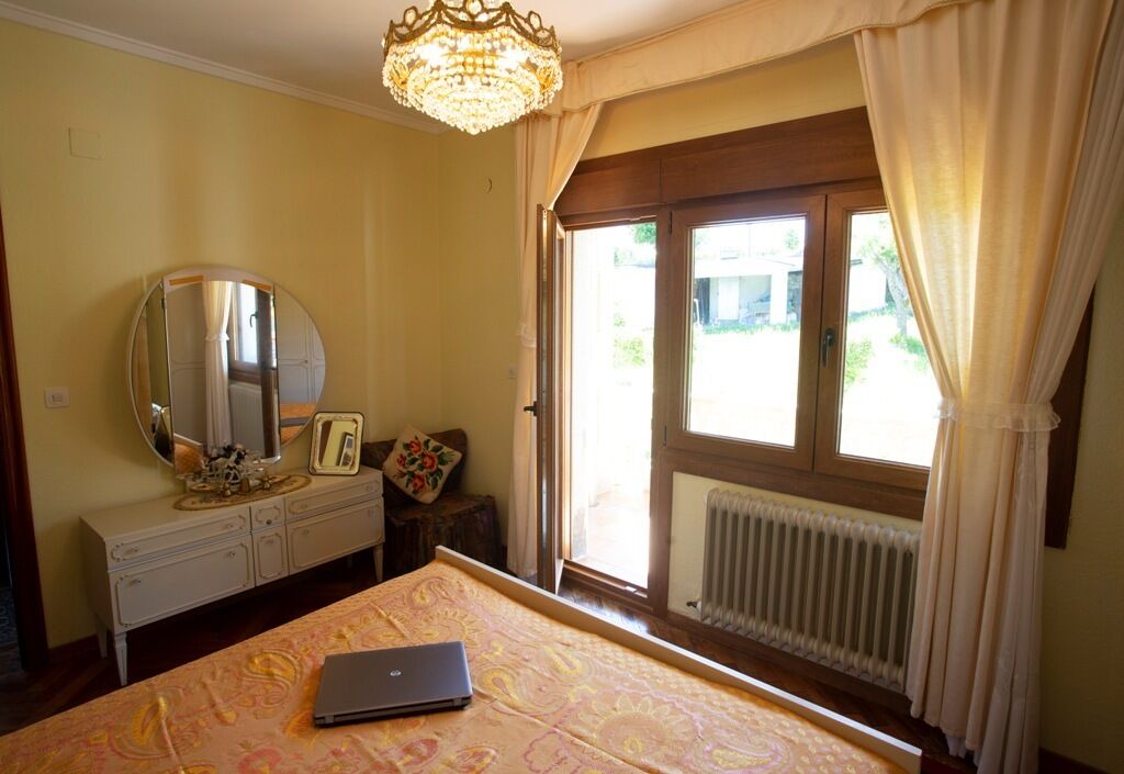 Photo of Bedroom in Castro