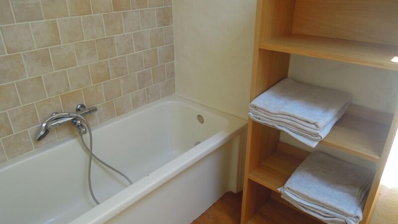 Photo of Bathroom in Serviers-et-Labaume