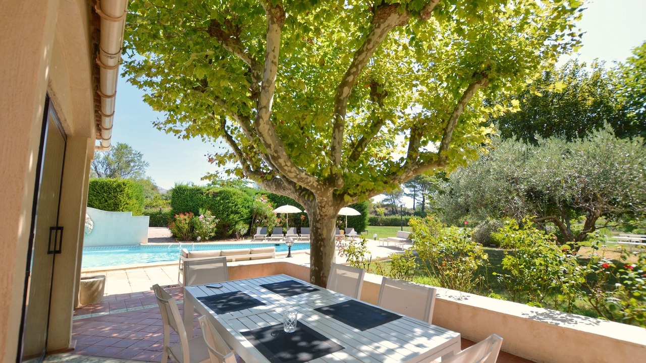 Photo of Outdoor in Rousset