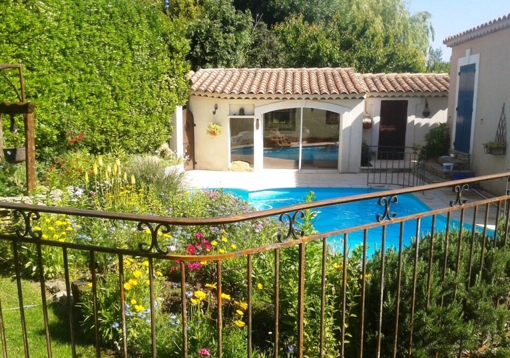 Photo of Outdoor in Eyguieres