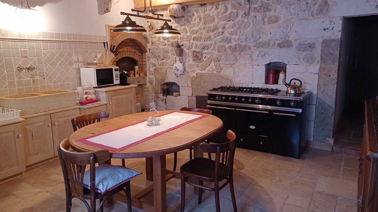 Photo of Kitchen in Le Poizat-Lalleyriat