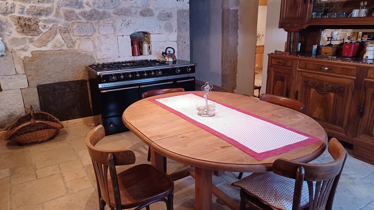Photo of Kitchen in Le Poizat-Lalleyriat