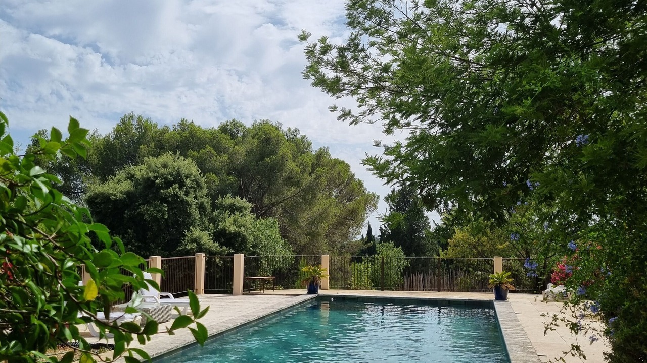 Photo of Outdoor in Aurons