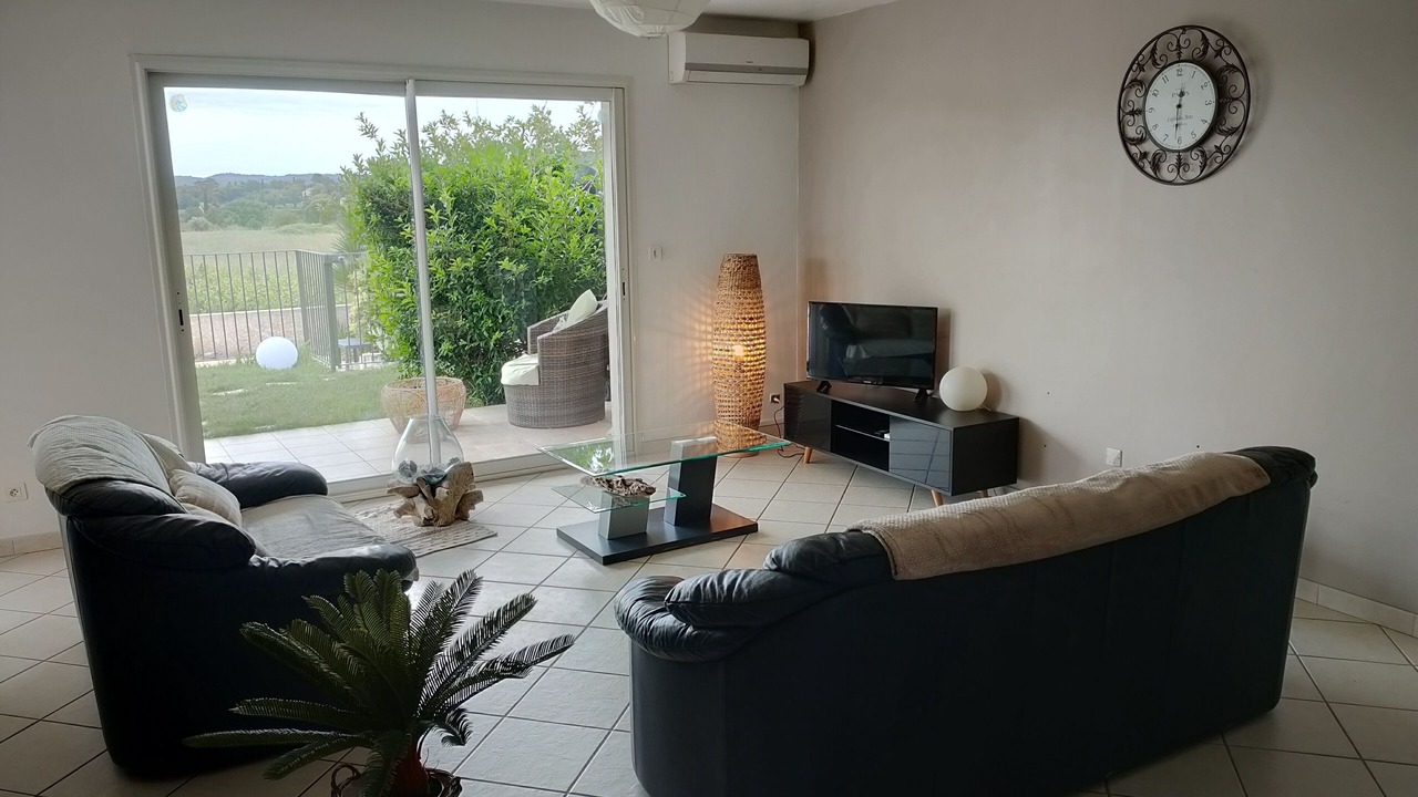 Photo of Livingroom in Pont-Saint-Esprit