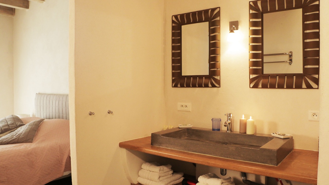 Photo of Bathroom in Bourdic