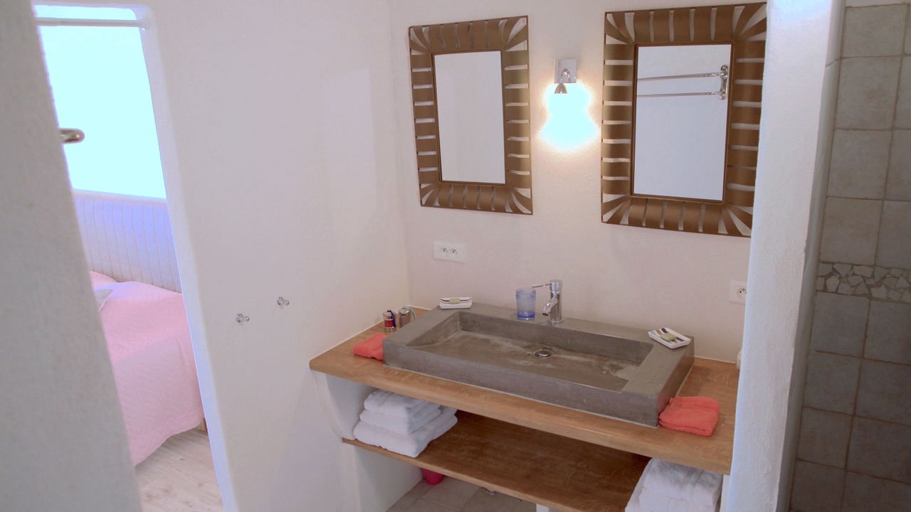 Photo of Bathroom in Bourdic