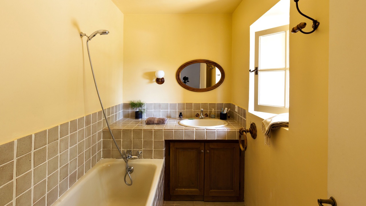 Photo of Bathroom in Goult