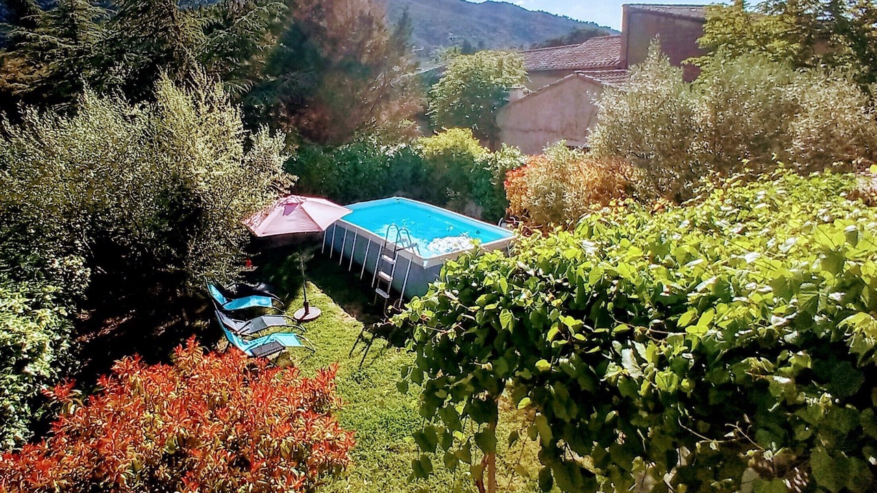 Photo of Outdoor in Maubec