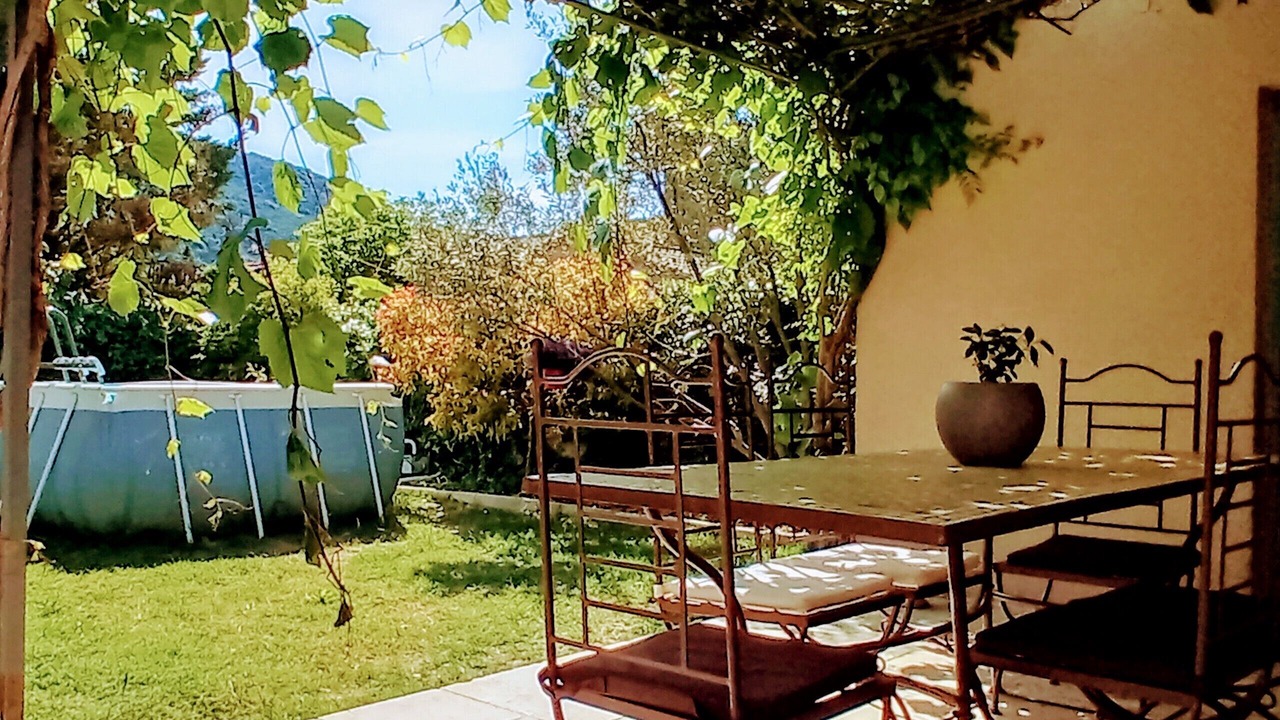 Photo of Outdoor in Maubec