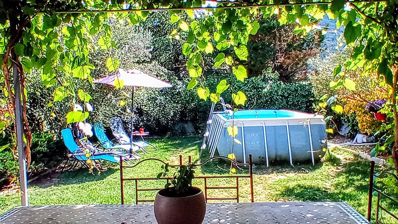 Photo of Outdoor in Maubec