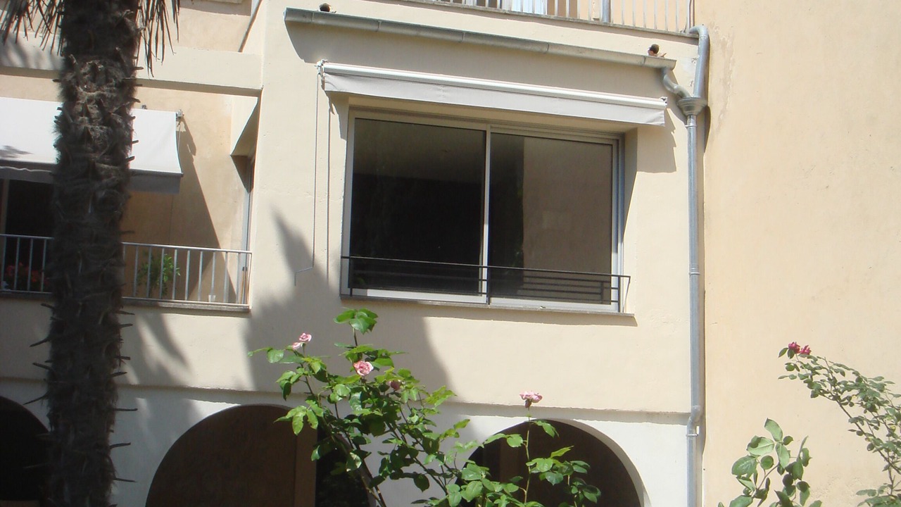 Photo of Outdoor in Avignon City Centre