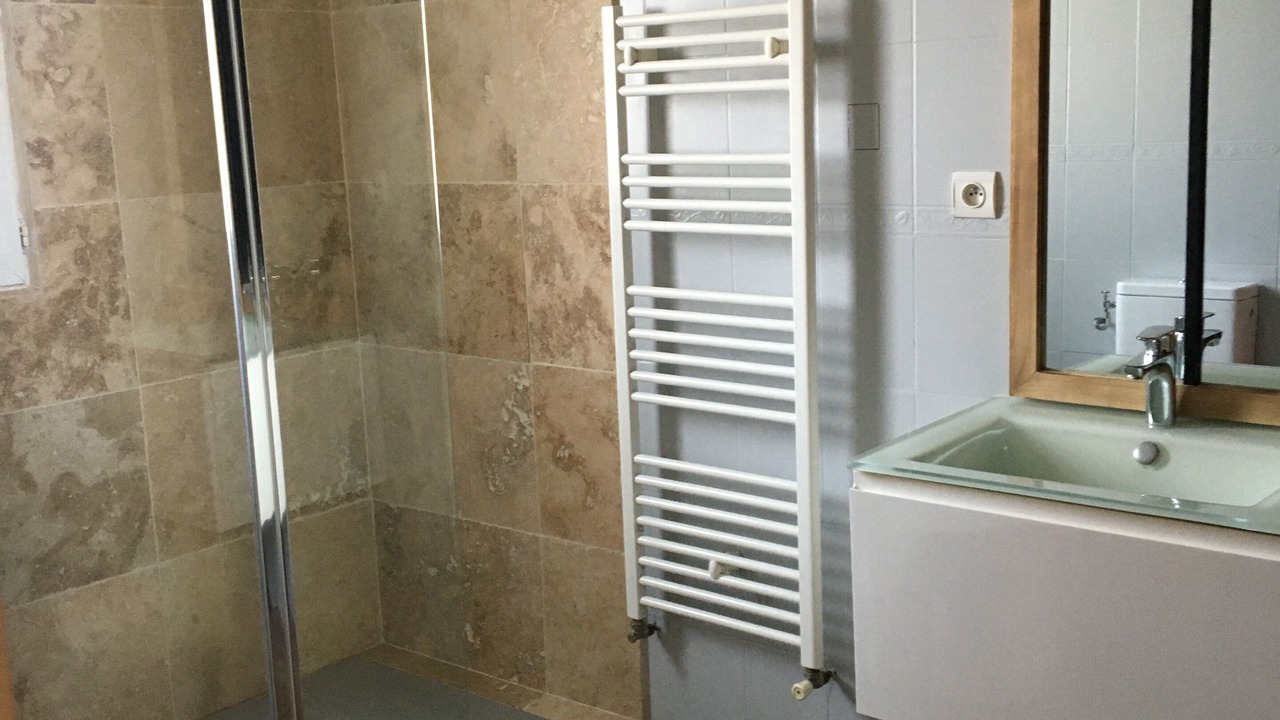 Photo of Bathroom in Beaucaire