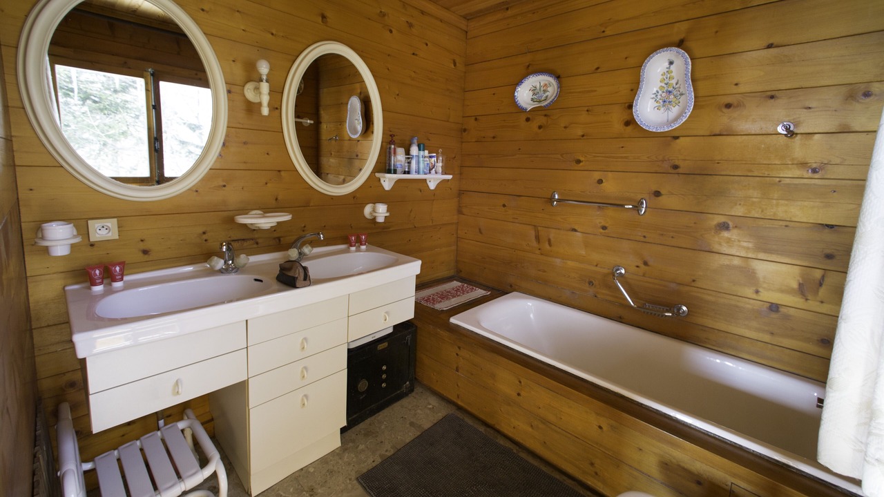 Photo of Bathroom in Mijoux