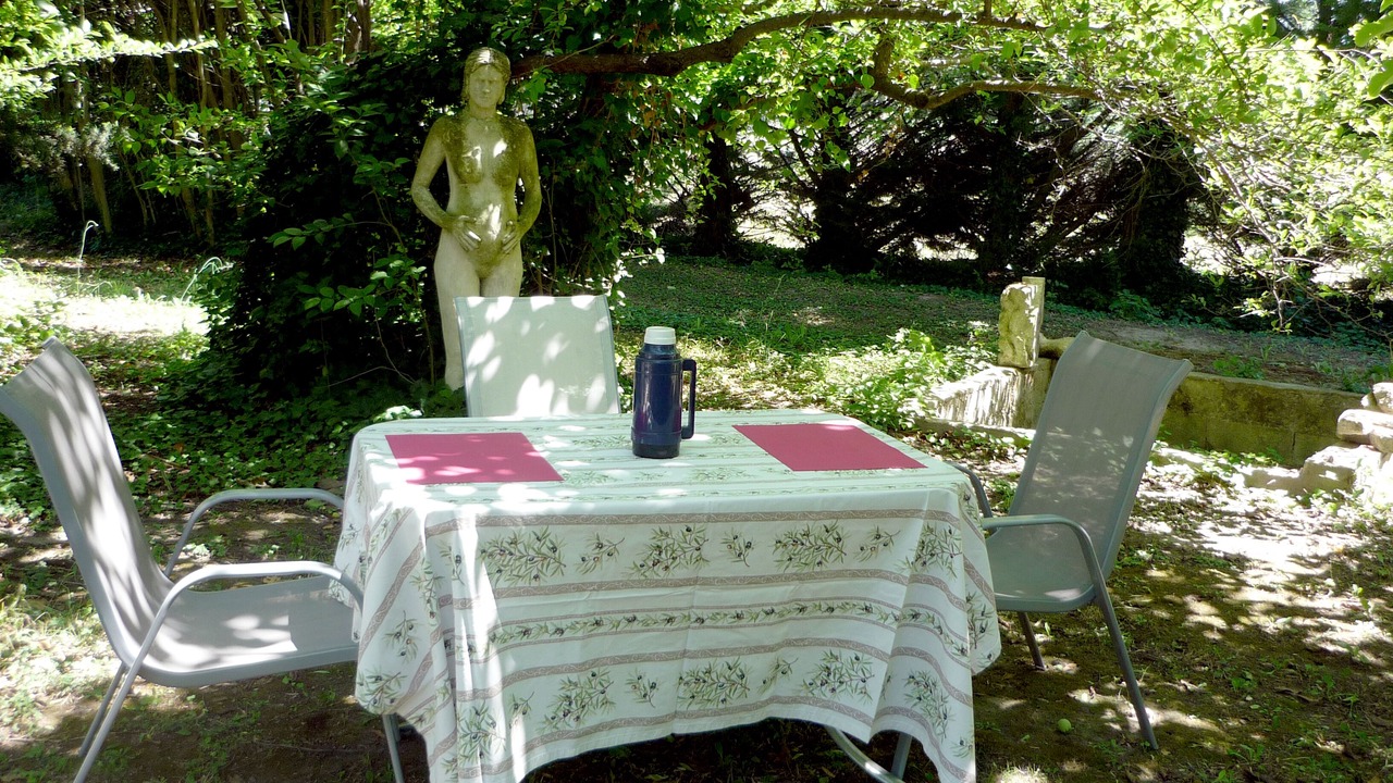 Photo of Outdoor in Noves