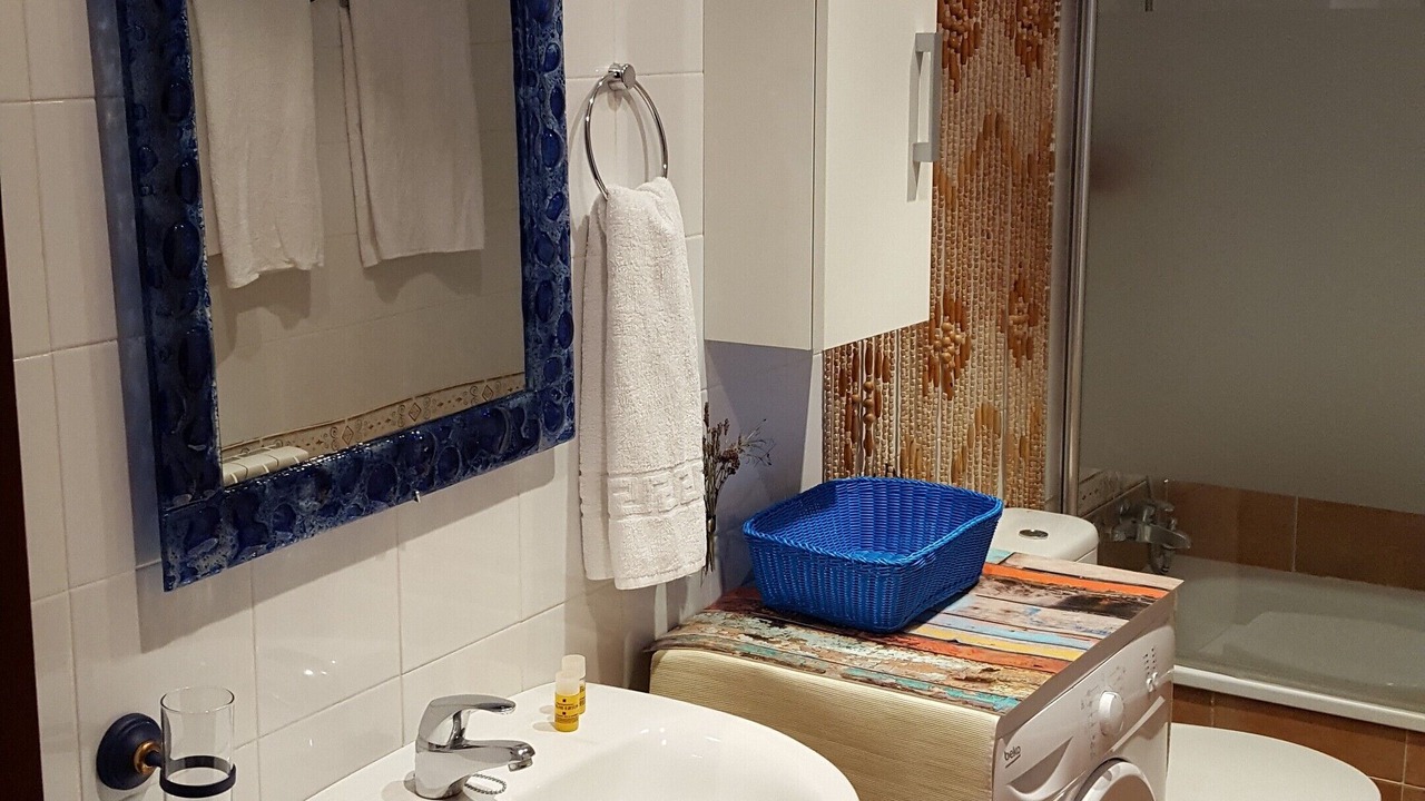 Photo of Bathroom in Linsoles