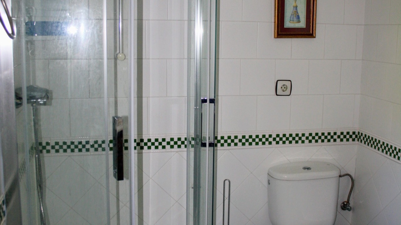 Photo of Bathroom in Oruna