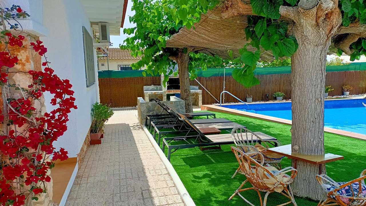 Photo of Outdoor in Creixell