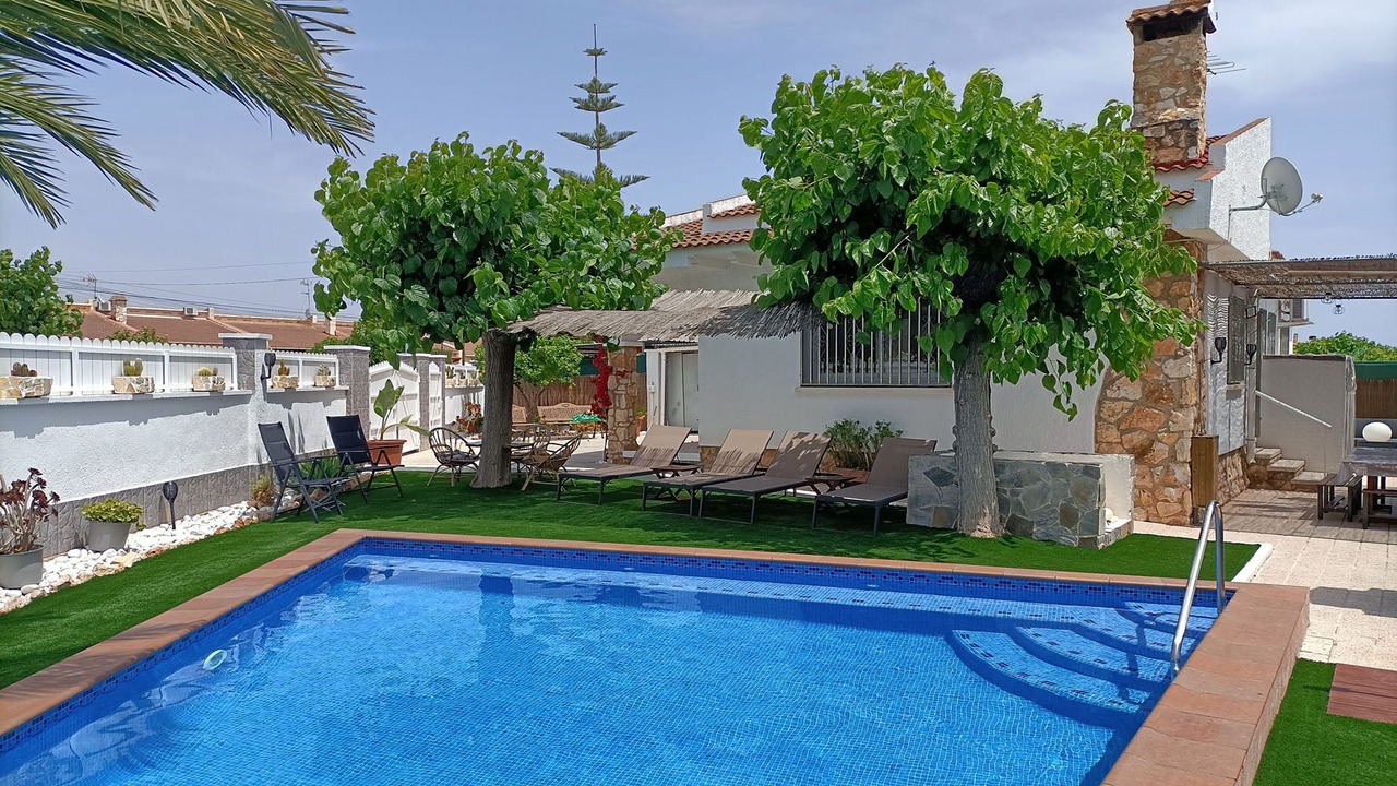 Photo of Outdoor in Creixell