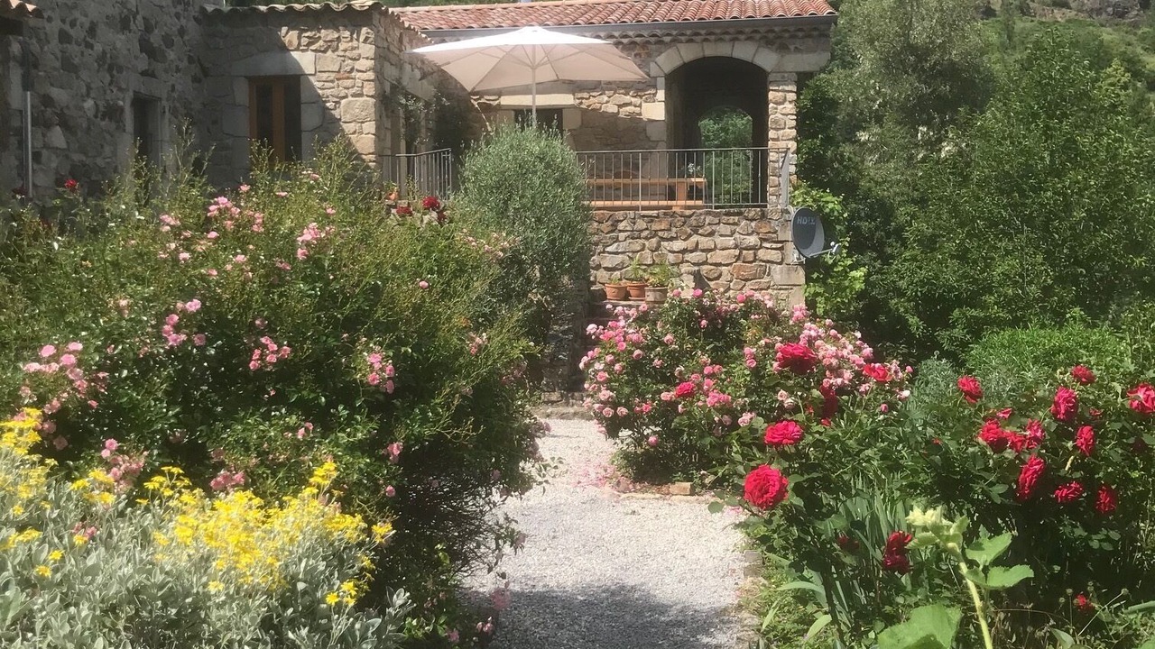 Photo of Outdoor in Pourcheres