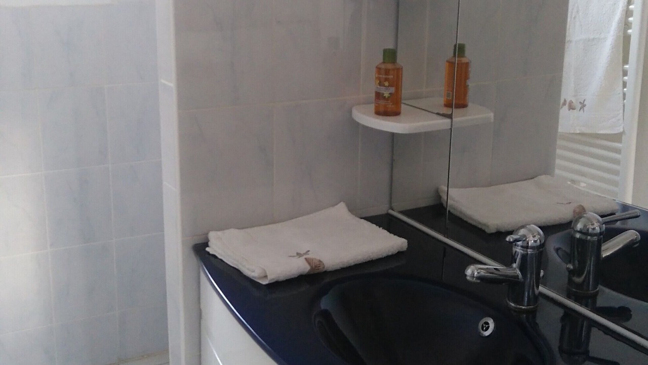 Photo of Bathroom in Comps