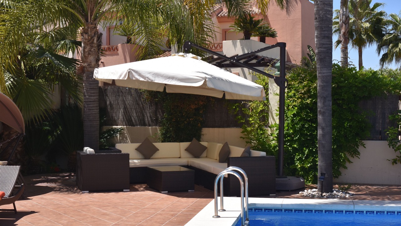 Photo of Outdoor in Coin