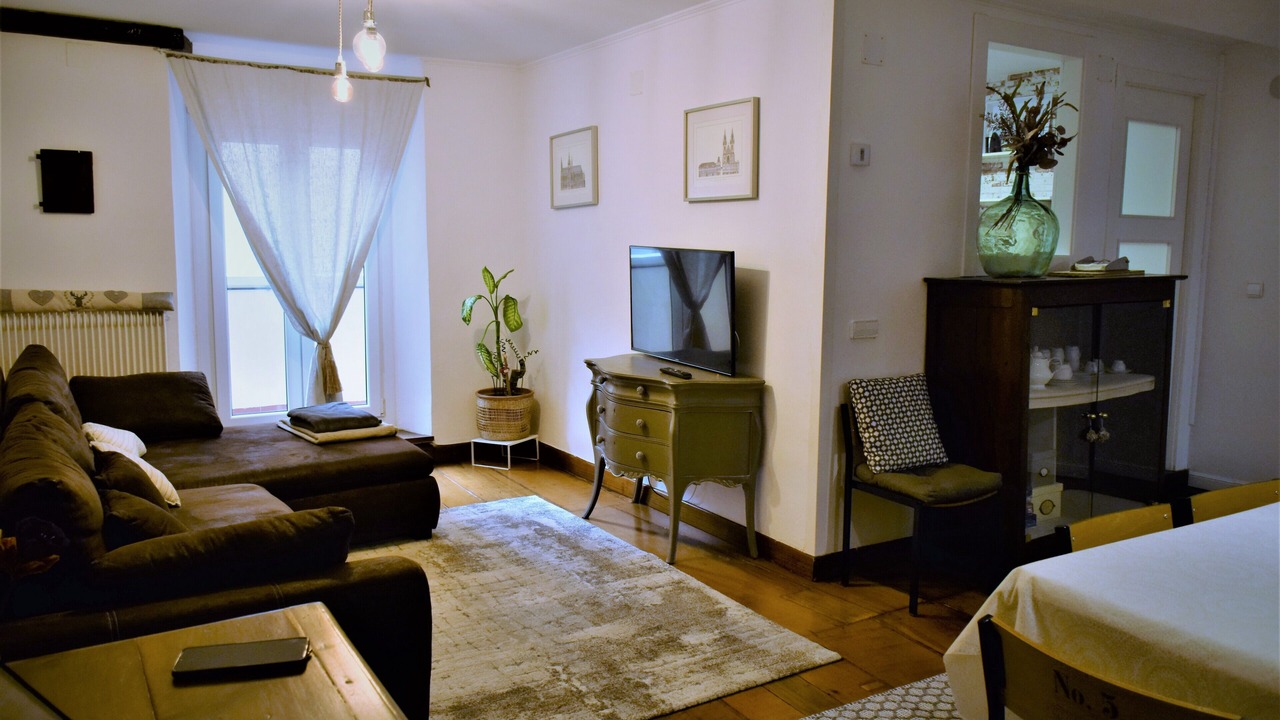 Photo of Livingroom in Old Town