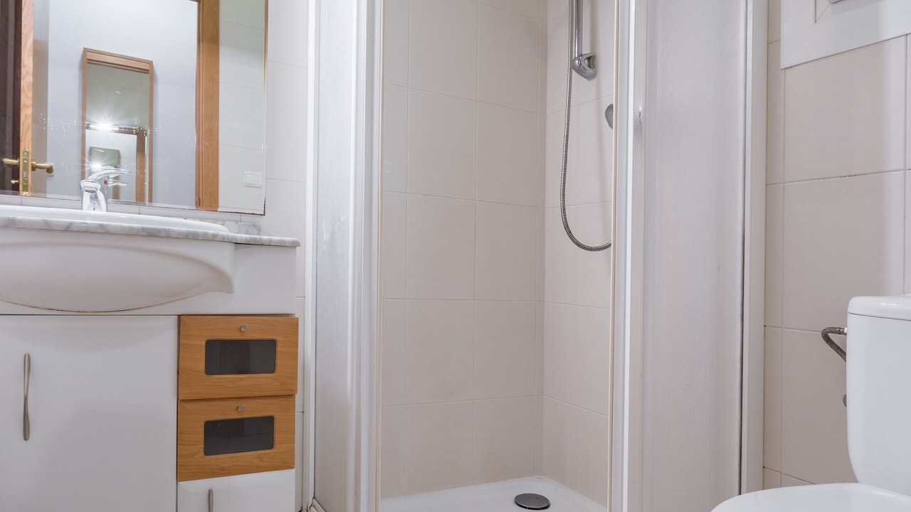 Photo of Bathroom in Gros