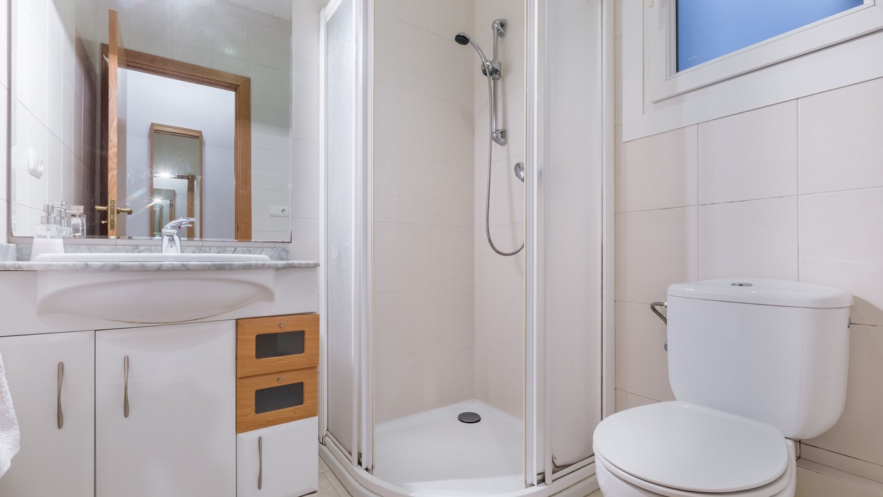 Photo of Bathroom in Gros