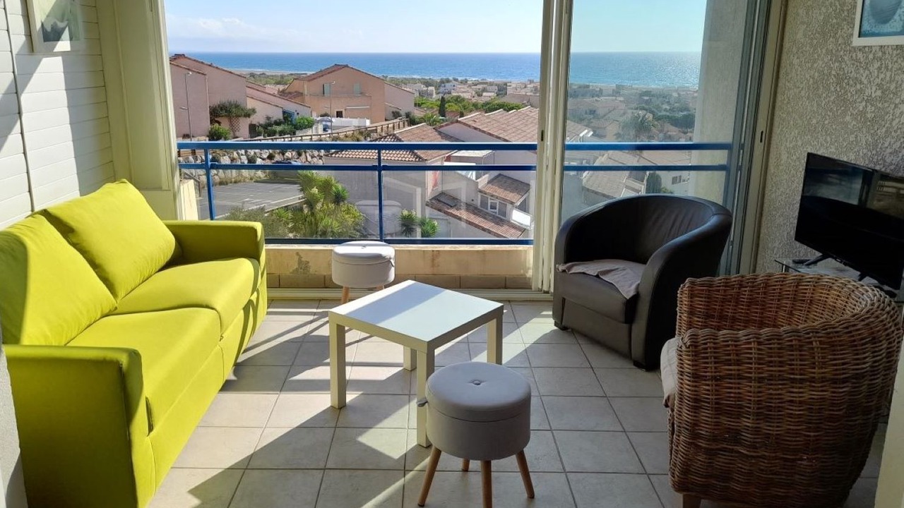 Photo of Livingroom in Saint-Pierre-la-Mer