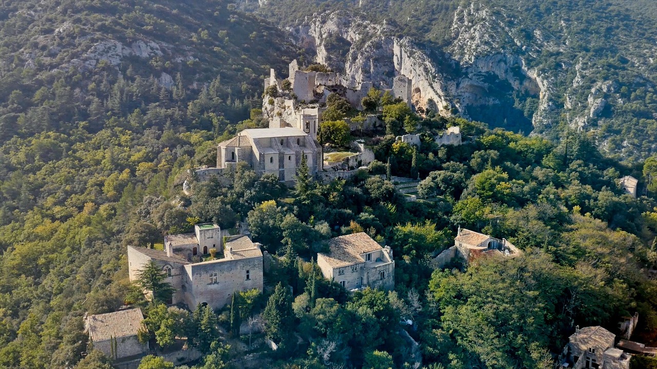 Photo of Outdoor in Maubec