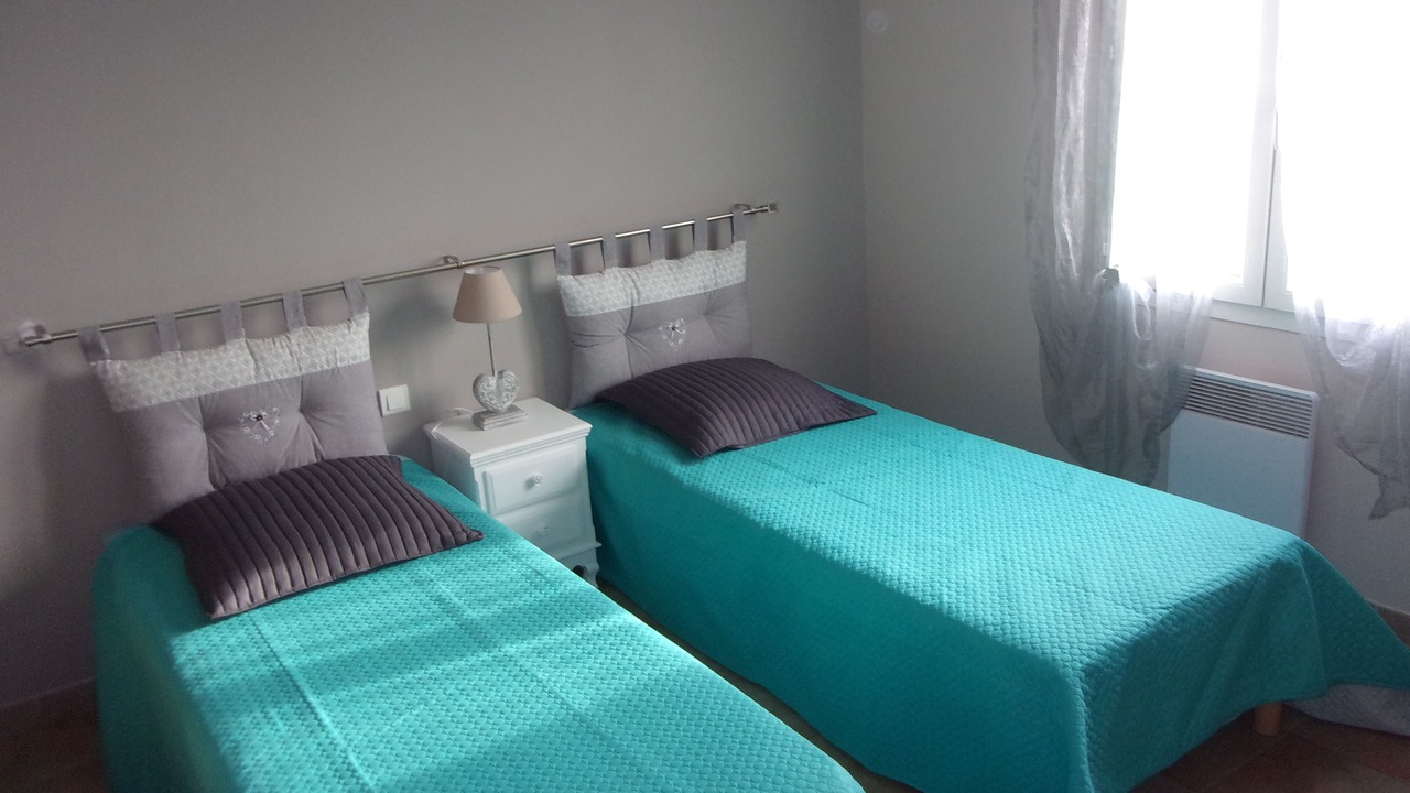 Photo of Bedroom in Maubec