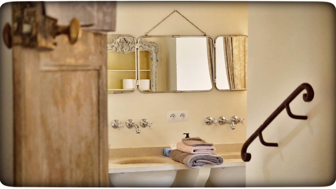 Photo of Bathroom in Menerbes